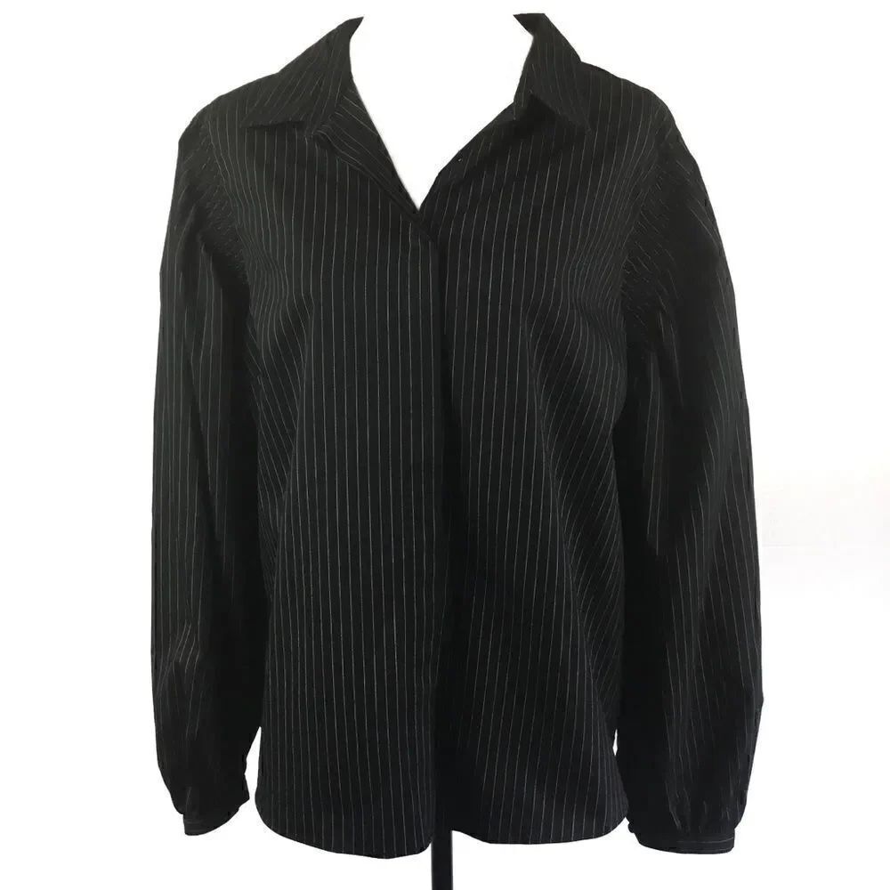 Worthington Blouse Button Down Black White Pin Stripe Long Sleeve Small